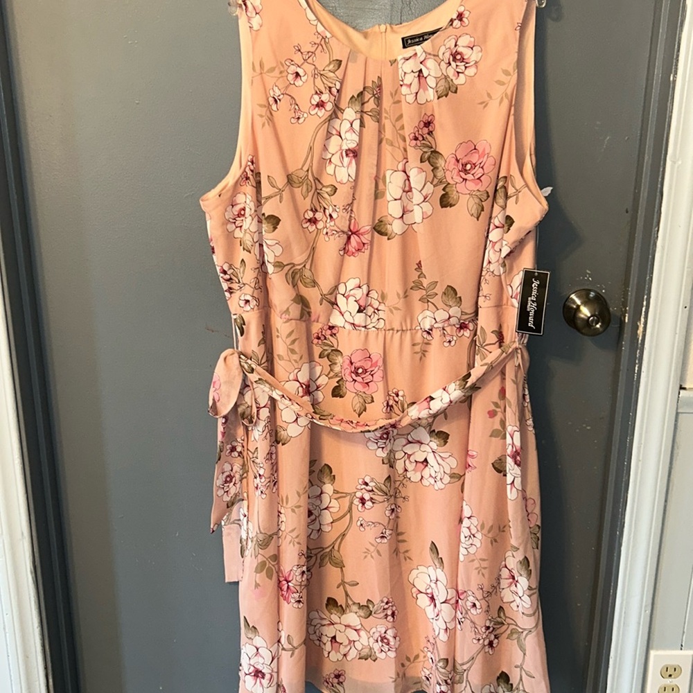 Jessica Howard Spring Dress Dusty rose color. Size 24